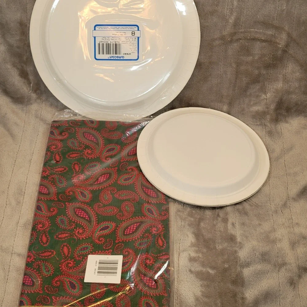 Vintage Amscan Party Supplies Set Green Red Paisley Tablecloth Plates 3pc